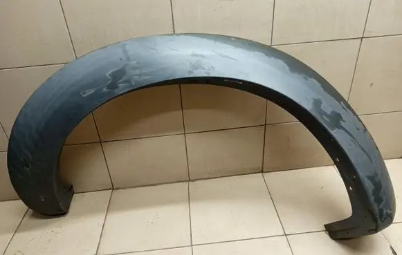 Ford Ranger Rear arch trim UR8951W61