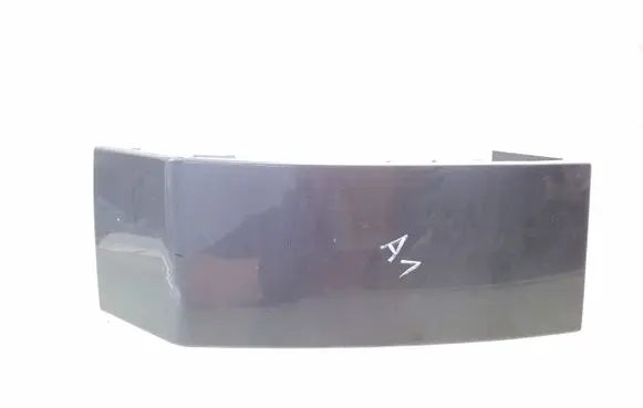 Volvo XC90 Rear/tail light trim molding 8620820