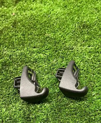 Sun visor clip/hook/bracket