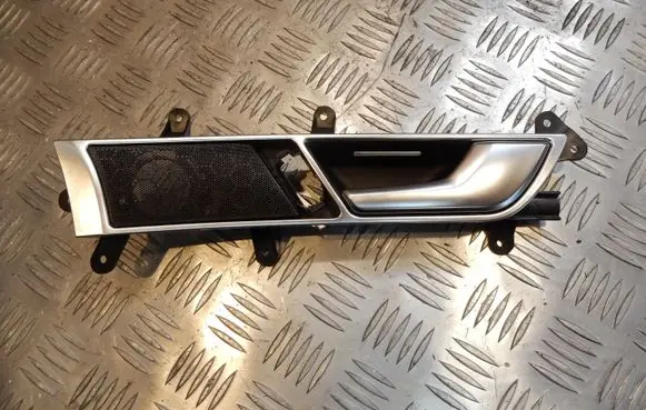 Audi A6 S6 C6 4F Front door interior handle 4F0837020C 39257