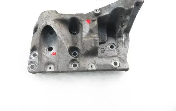 Porsche Cayenne (9PA) A/C compressor mount bracket 948102215