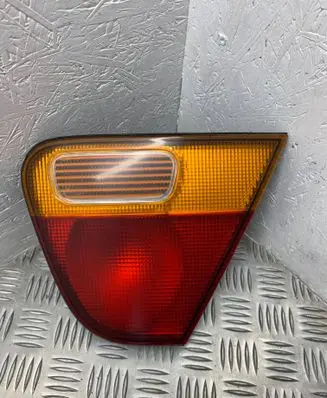 Mitsubishi Carisma Tailgate rear/tail lights 291802