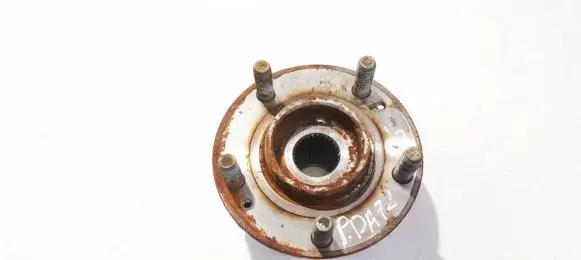KIA Sportage Front wheel hub