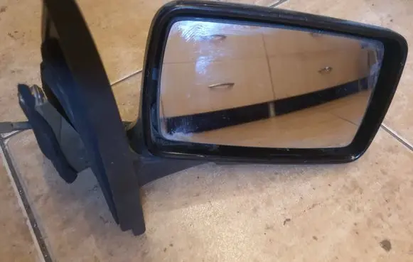 Ford Escort Manual wing mirror 38940 C99za