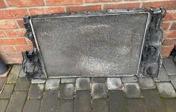 Volvo V60 Coolant radiator