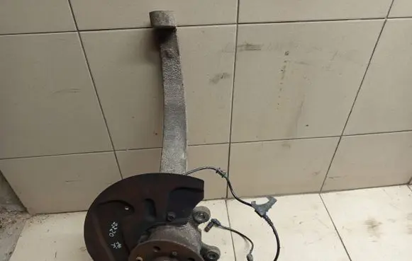 Mercedes-Benz ML W164 Front wheel hub spindle knuckle