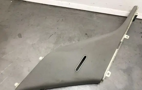 Mercedes-Benz ML W166 (C) pillar trim A1666901025 A1666905025