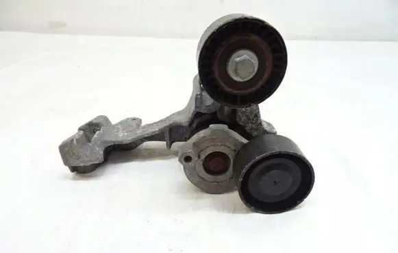 Renault Clio IV Generator/alternator bracket 117108063R