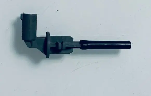 BMW 1 E81 E87 Windshield washer fluid level sensor 7524812