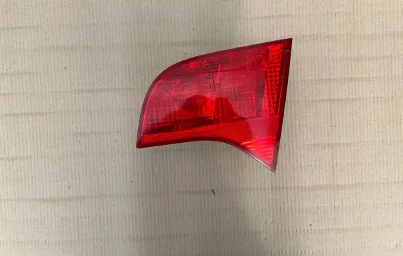 Audi A4 S4 B7 8E 8H Tailgate rear/tail lights 8E9945094
