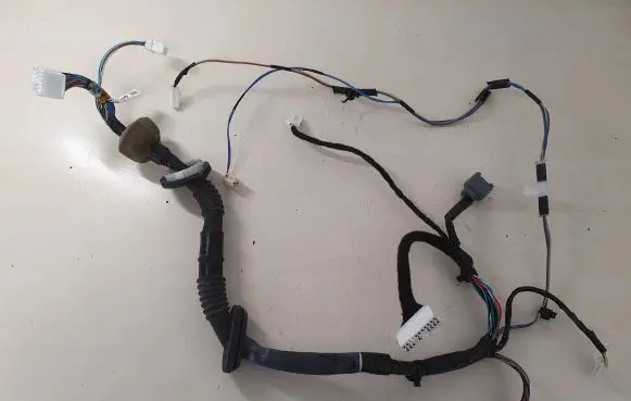 Subaru Outback Front door wiring loom 81820AJ430