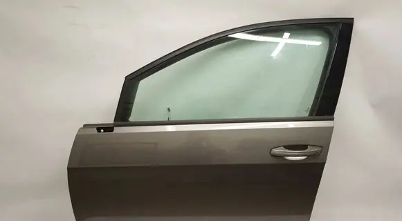 Volkswagen Golf VII Front door 