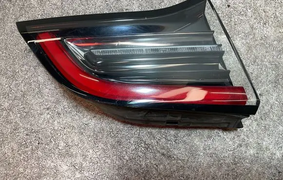 Tesla Model 3 Tailgate rear/tail lights 