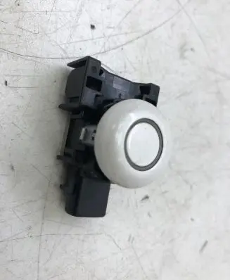 Mazda 3 III Parking PDC sensor KD4767UC1 K6021