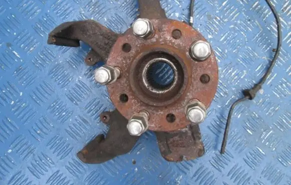 Chrysler Concorde Front wheel hub spindle knuckle