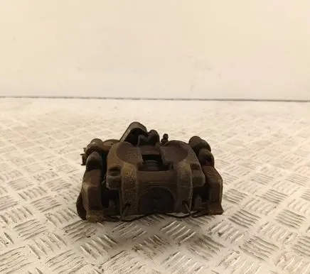 Subaru Outback (BS) Rear brake caliper 26620AL020