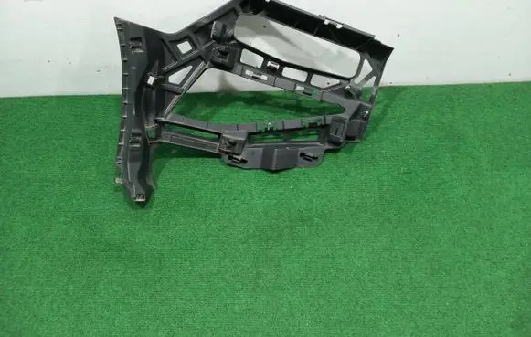 Volkswagen Golf Sportsvan Front bumper mounting bracket 510807723G