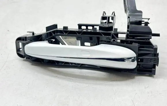 Mercedes-Benz EQC Front door exterior handle A0997602200 0105096400E 213321Q14