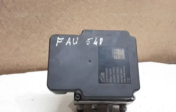 Toyota Yaris ABS Pump 895410D270 445400D030