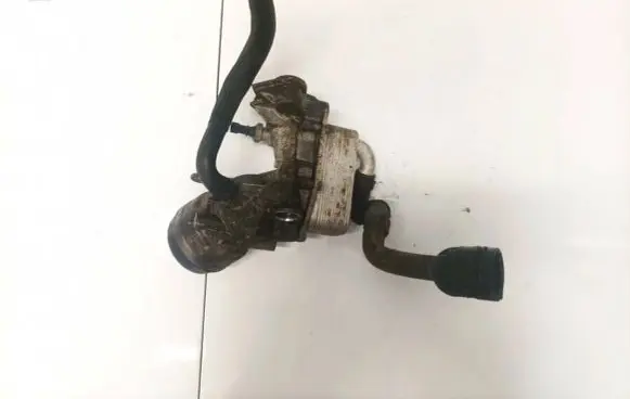 Engine oil radiator