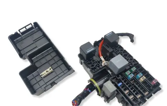 Volvo XC60 Fuse module 31384034 K067R 1498823