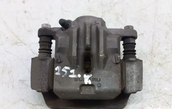 Subaru Forester SJ Front brake caliper