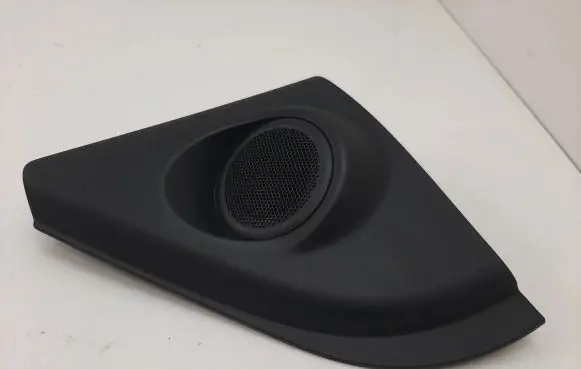 Front door high frequency speaker