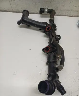 Peugeot 3008 II Engine coolant pipe/hose Z12002105