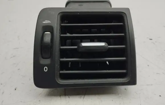 Volvo V50 Dashboard side air vent grill/cover trim 506002