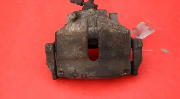 Volkswagen PASSAT CC Front brake caliper
