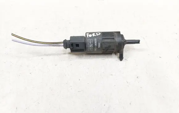 Ford S-MAX Windscreen/windshield washer pump 6M2113K082AA T655C