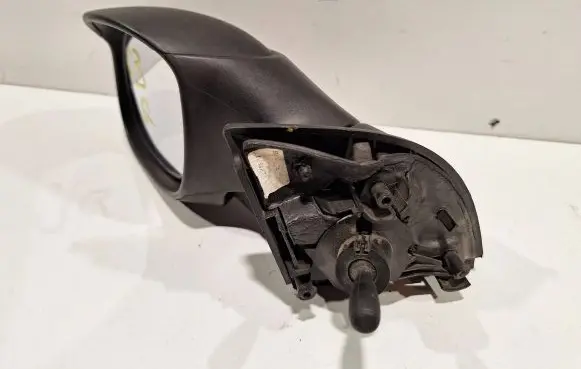 Citroen C3 Manual wing mirror 