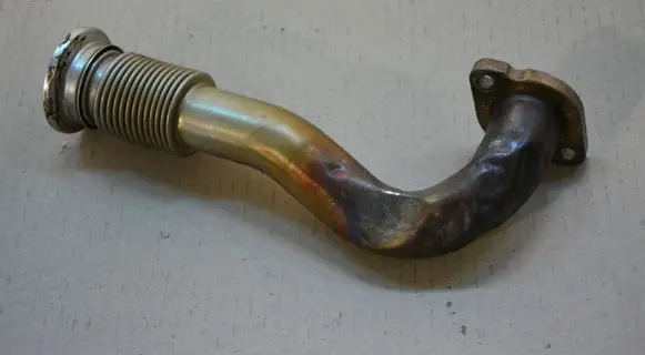 Audi Q5 SQ5 EGR valve line/pipe/hose 059131525B