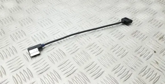 Seat Leon (5F) iPod connector socket 5N0035554B