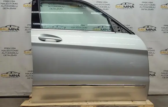 Mercedes-Benz GLK (X204) Front door