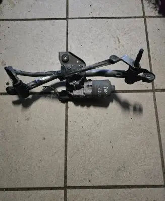 Renault Twingo II Front wiper linkage and motor 8200364766F 020963 3397020812