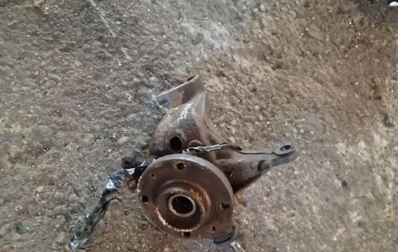 Citroen C5 Front wheel hub