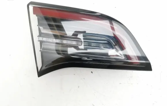 Tesla Model 3 Tailgate rear/tail lights 107740100B