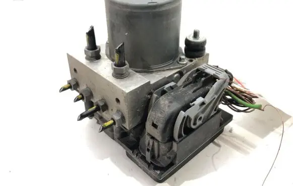 Jaguar XJ X351 ABS Pump AW93-2C405-CF