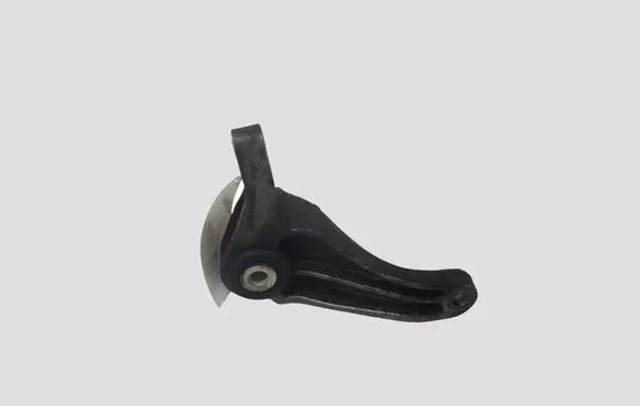 Volvo V50 Engine mounting bracket 3M516P093AE