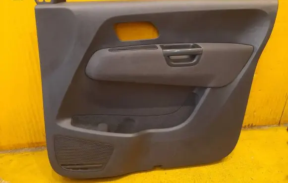 Volkswagen Amarok Front door card panel trim 2H0867166C
