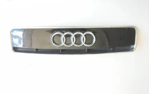 Audi A2 Front grill 8Z0853321