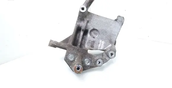 Toyota Hiace (H200) Engine mounting bracket 2581930110