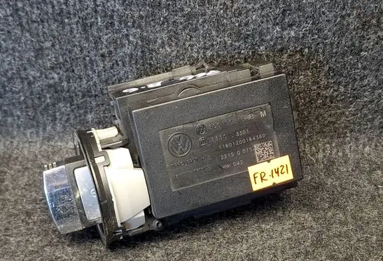 Volkswagen PASSAT B6 Ignition lock 3C0905843M