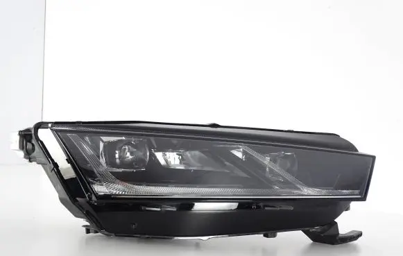 Skoda Octavia Mk4 Headlight/headlamp 5E4941016A