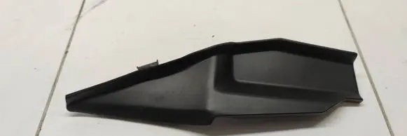Peugeot 208 II Wiper trim 9823301980