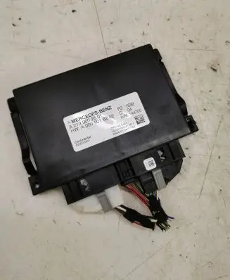 Mercedes-Benz E C207 W207 Gearbox control unit/module A2139002501 5WE00001 A0009016202