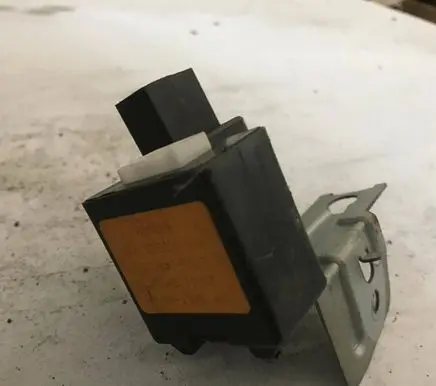 Nissan Sunny Other relay IF302 2573189960