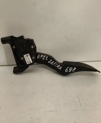 Opel Zafira A Accelerator throttle pedal 9202341 6PV00811400