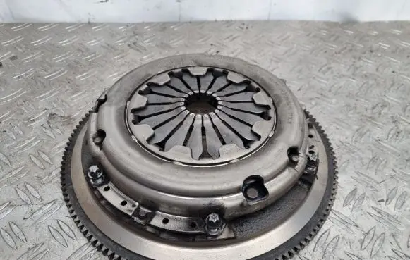 Mini Cooper Countryman R60 Clutch set kit 7568714 7561765 7557169